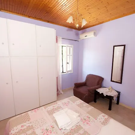 Feriehus Nikolas House Corfu *