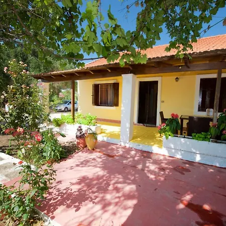Nikolas House Corfu Semesterbostad *